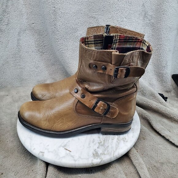 Tamaris Shoes Womens EU 38 US 7 Brown Leather Buckle Strap Mid Boots *Read* - Picture 1 of 13